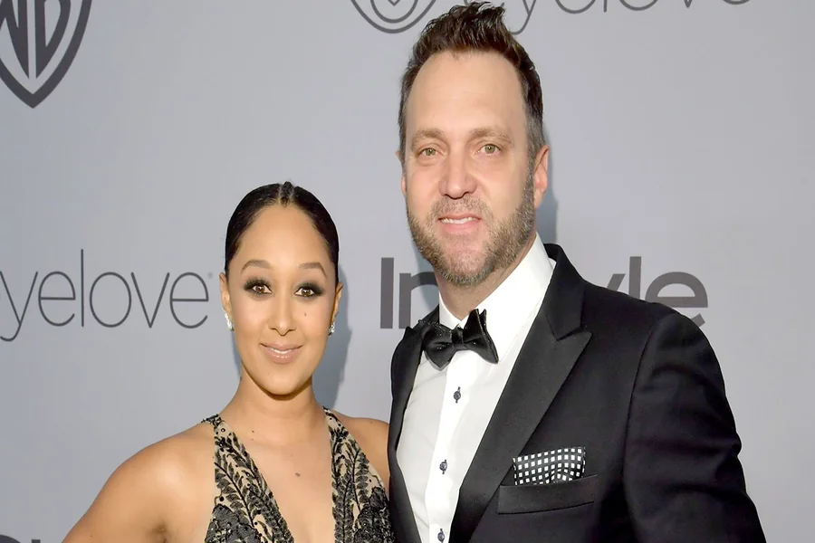Tamera Mowry Husband