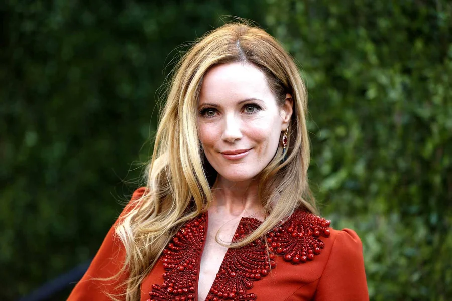 Leslie Mann Husband